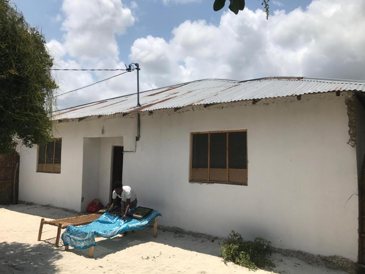 Moringe Home Stay - Village House Jambiani  Kültér fotó